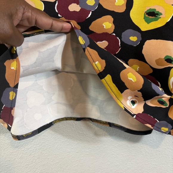ModCloth Black Floral Pencil Skirt Size 2X Yellow Multicolor Stretch Knit Casual - Picture 3 of 11